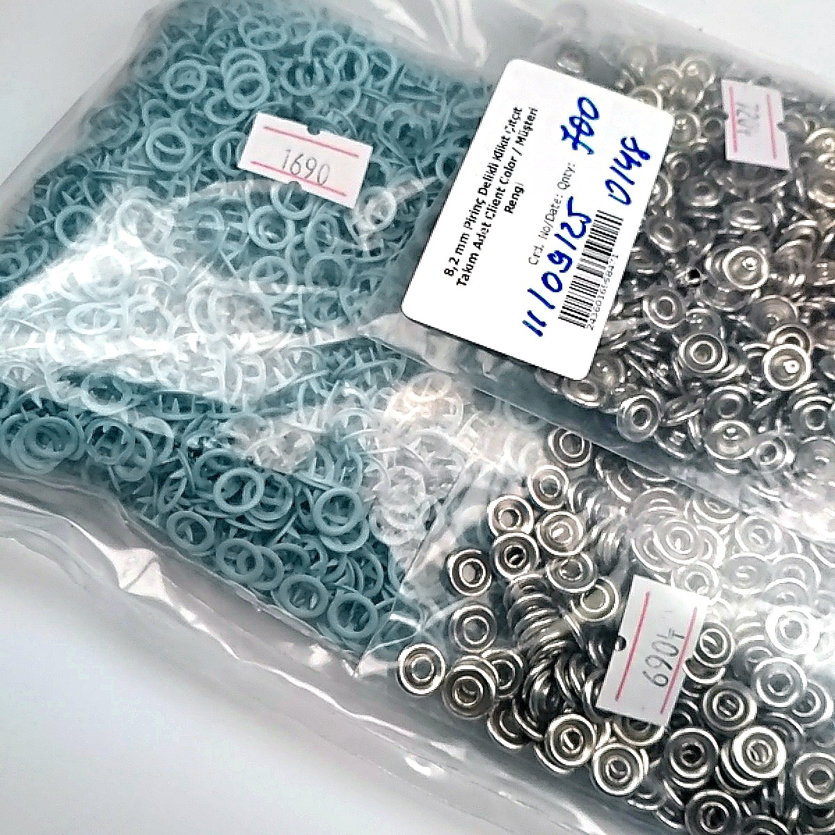 8 mm Bebek Mavisi Delikli Klikıt Çıtçıt – 250 Takım